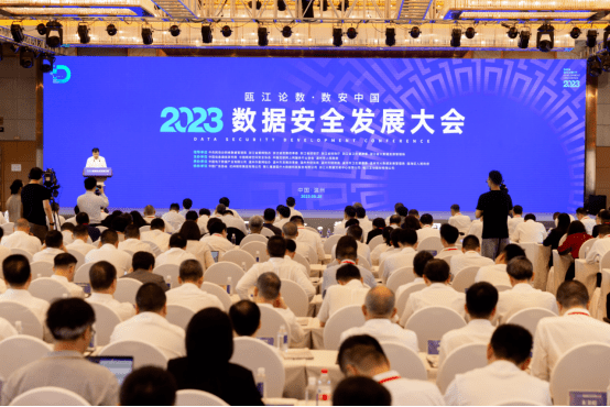 万博软件，引领数字化时代的技术先锋-第2张图片