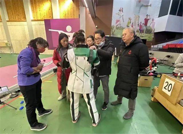 十一运夺金，体育盛事中的荣耀时刻