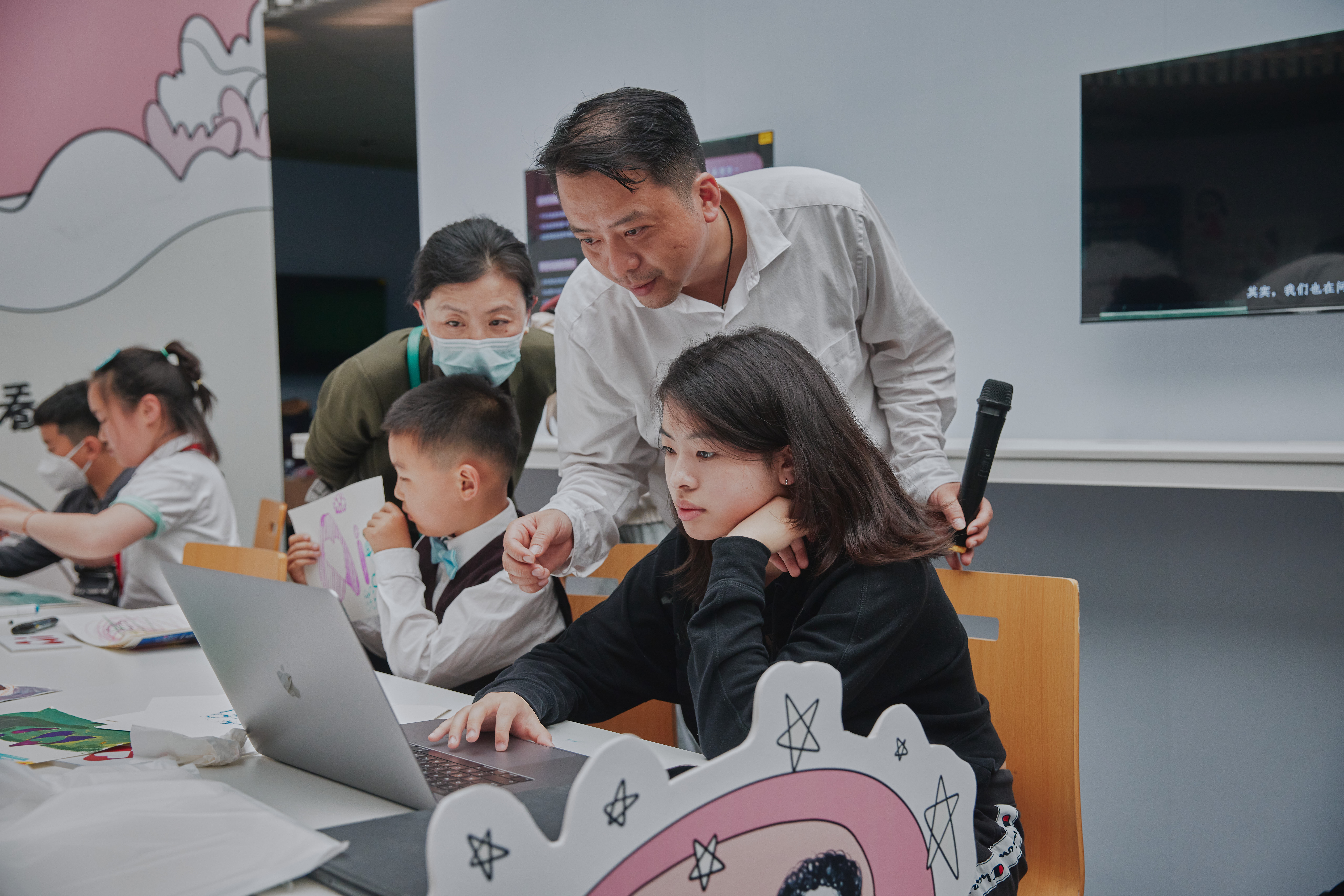 766.com，探索数字时代的无限可能-第2张图片
