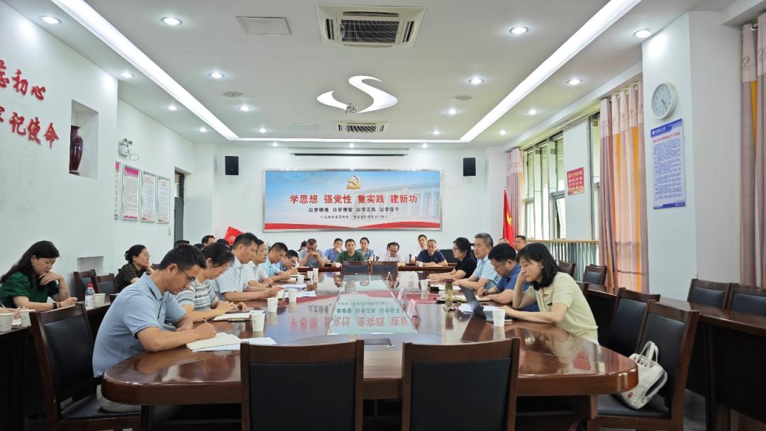 万家彩万家彩，多彩生活的新篇章-第1张图片