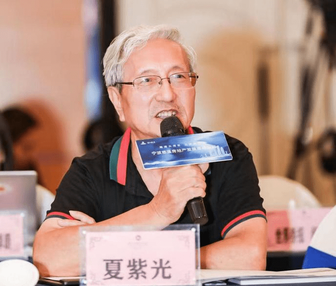 承认论坛承认论坛，探索其价值和挑战