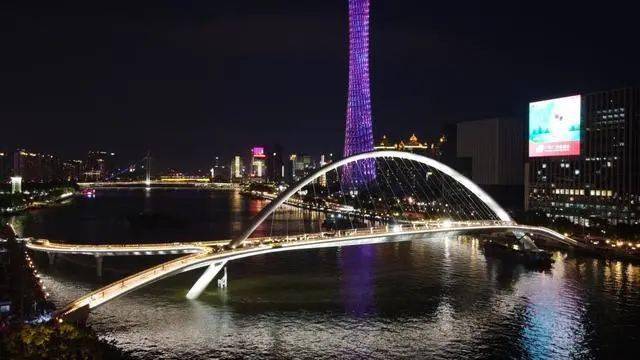 2021年香港今晚开什么2023年香港今晚盛事揭晓，璀璨之夜不容错过