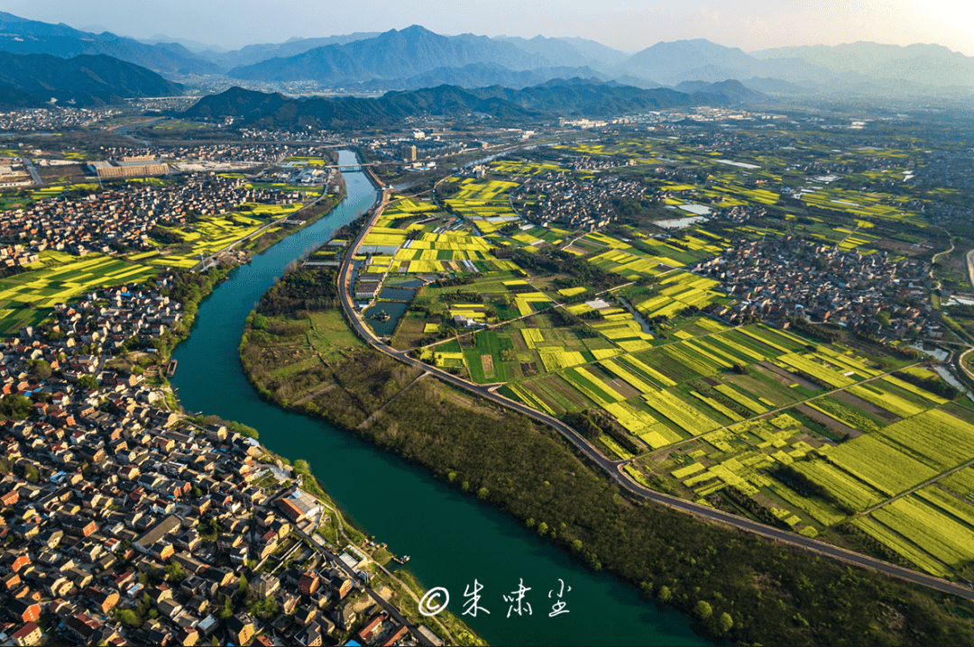 浙江风采网新版首页 走势浙江风采网新版，展现新时代风采