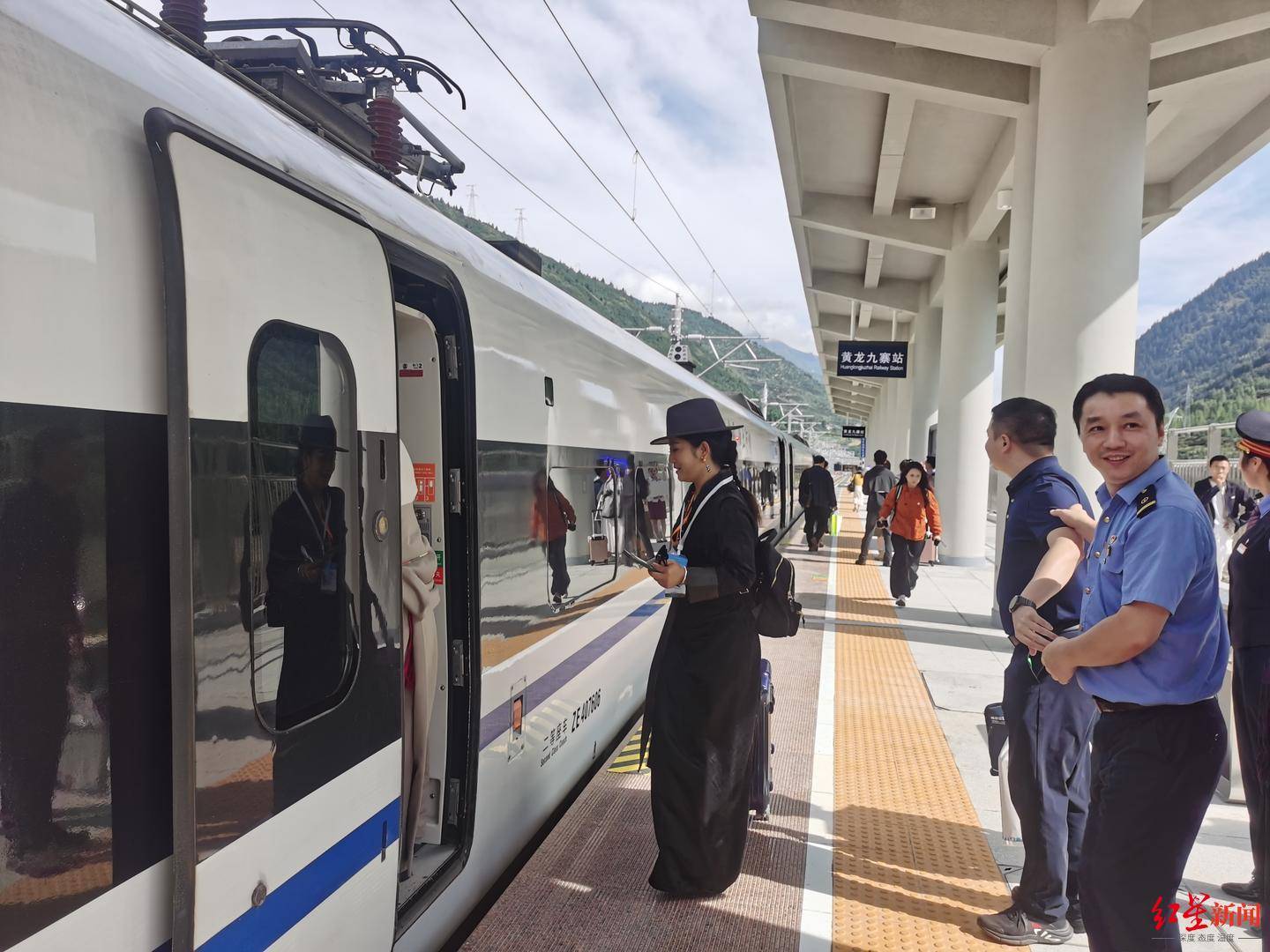 成都至武汉动车之旅