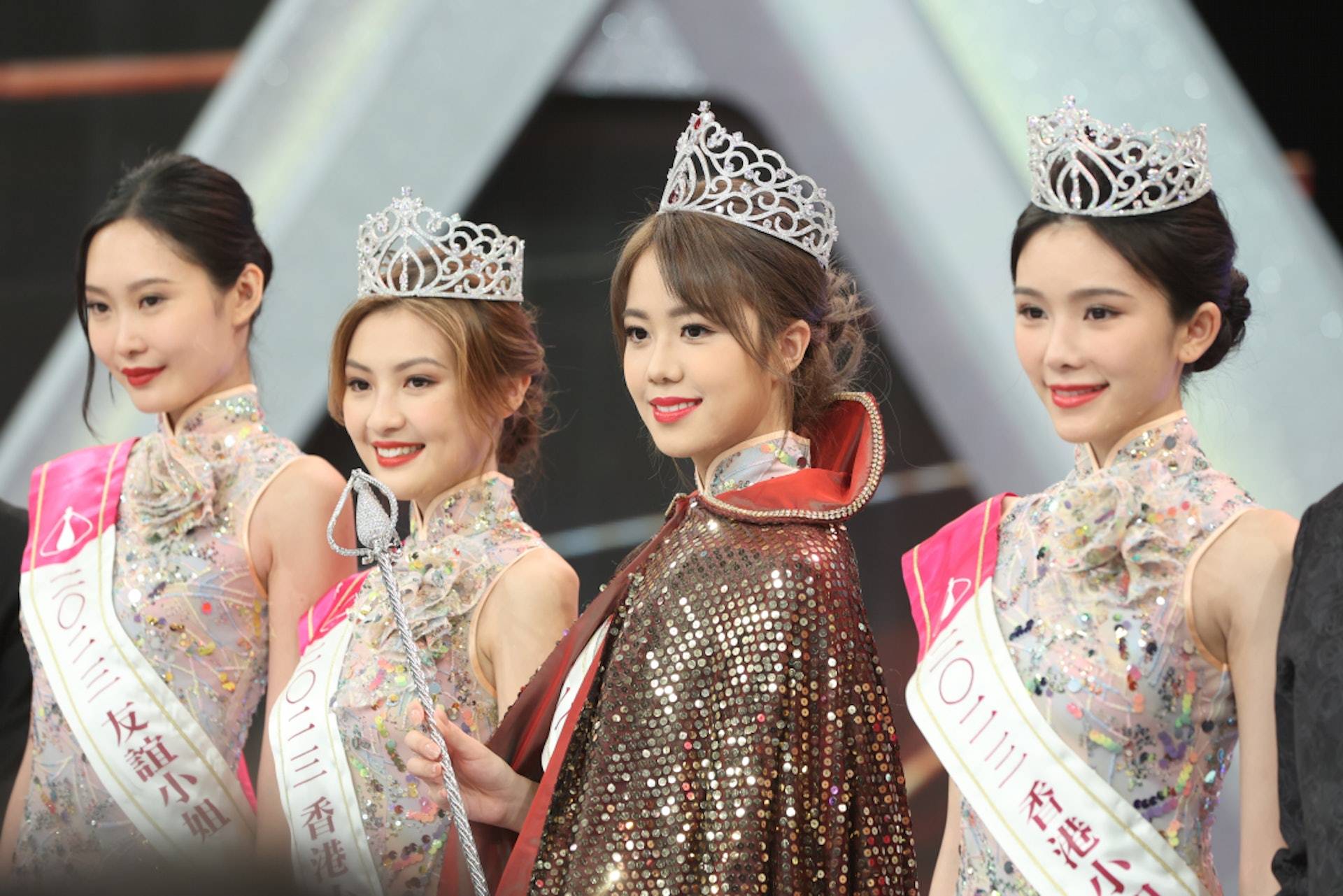 2024香港历史开奖结果回顾-第2张图片