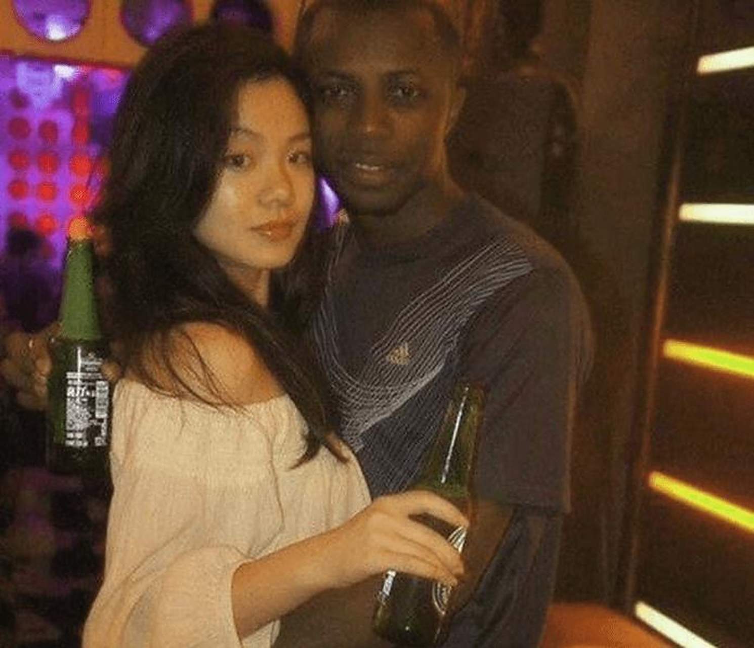 特大黑人娇小亚洲女mp4