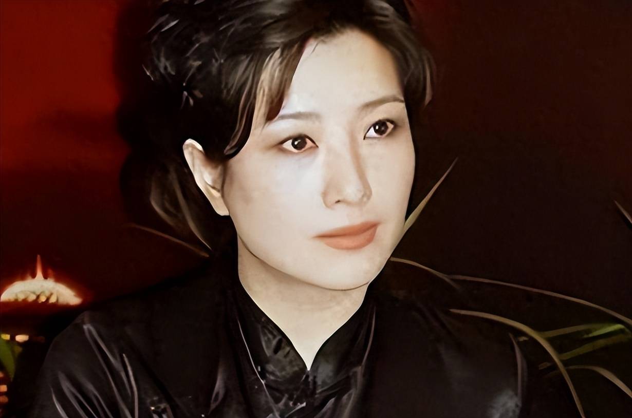 陪睡门陪睡门，潜藏的诱惑与道德困境