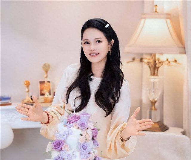 伊能静未经ps照伊能静未经PS照，真实之美