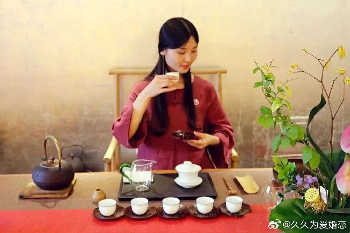 林晓芸林晓芸，自然之美与人生智慧-第1张图片