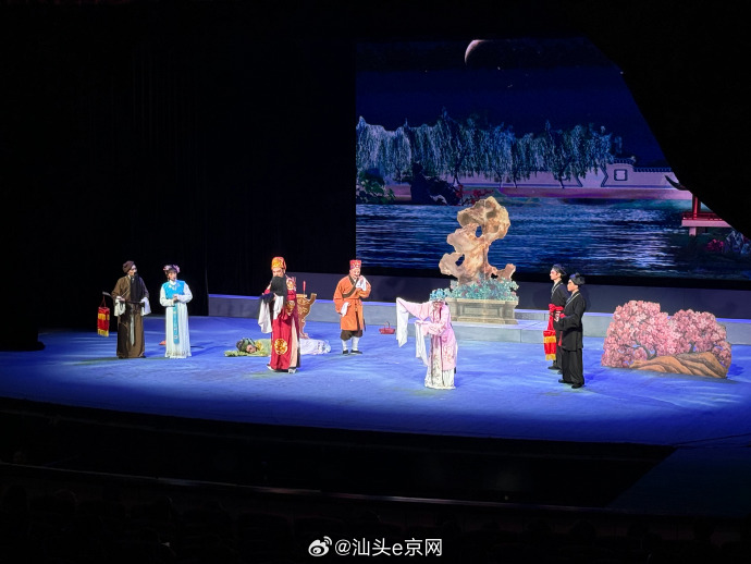 潮汕话剧，方言的艺术魅力-第3张图片